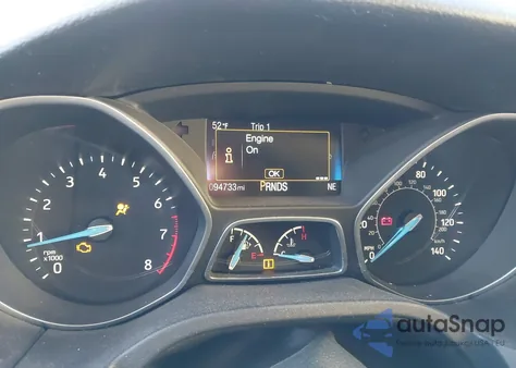 2016 Ford Focus Se z USA, uszkodzony, nr VIN 1FADP3K24GL375644